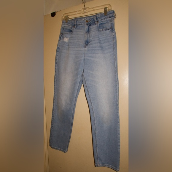 American Eagle Outfitters Denim - American Eagle Outfitters Light Blue Mom Jeans